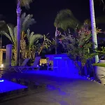 Vilă Mediterranean View *