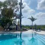 Mediterranean View Vila *